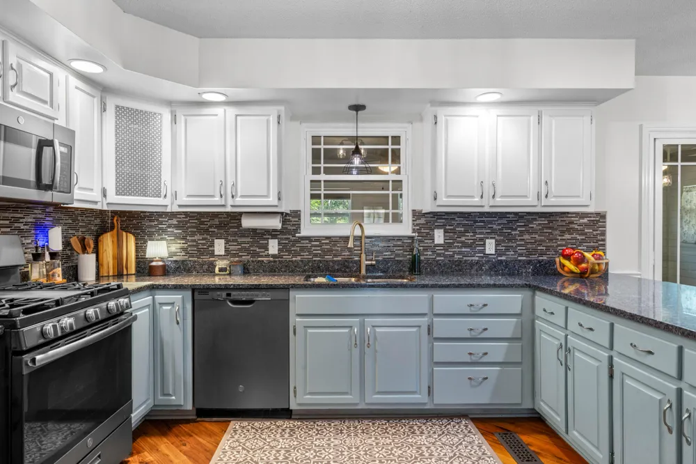 1906 Port Royal Drive Soddy Daisy, TN 37379