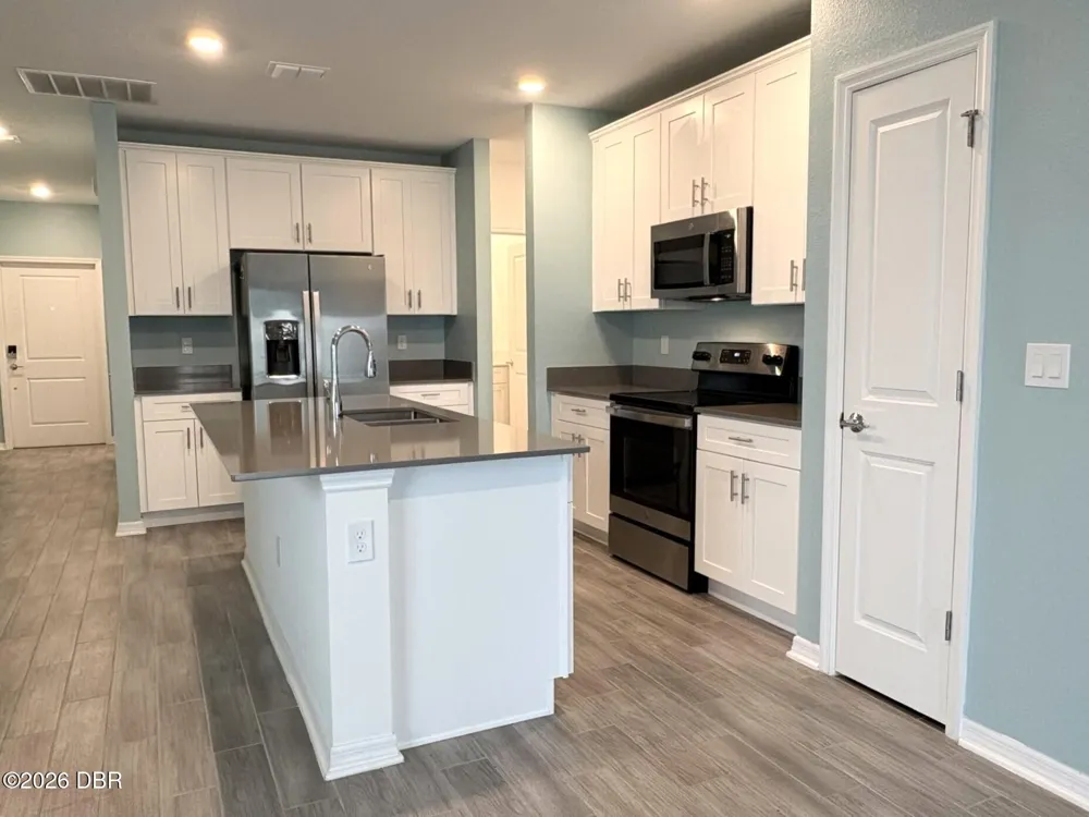 1095 Cabot Cliffs Drive Daytona Beach, FL 32124