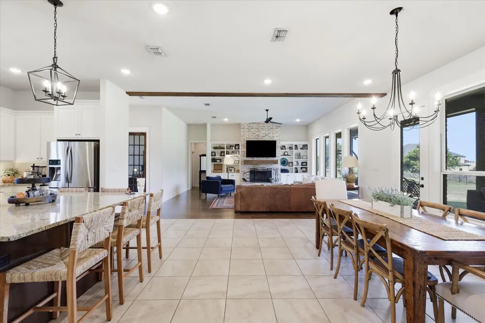 2782 Rock Hill Road Aubrey, TX 76227