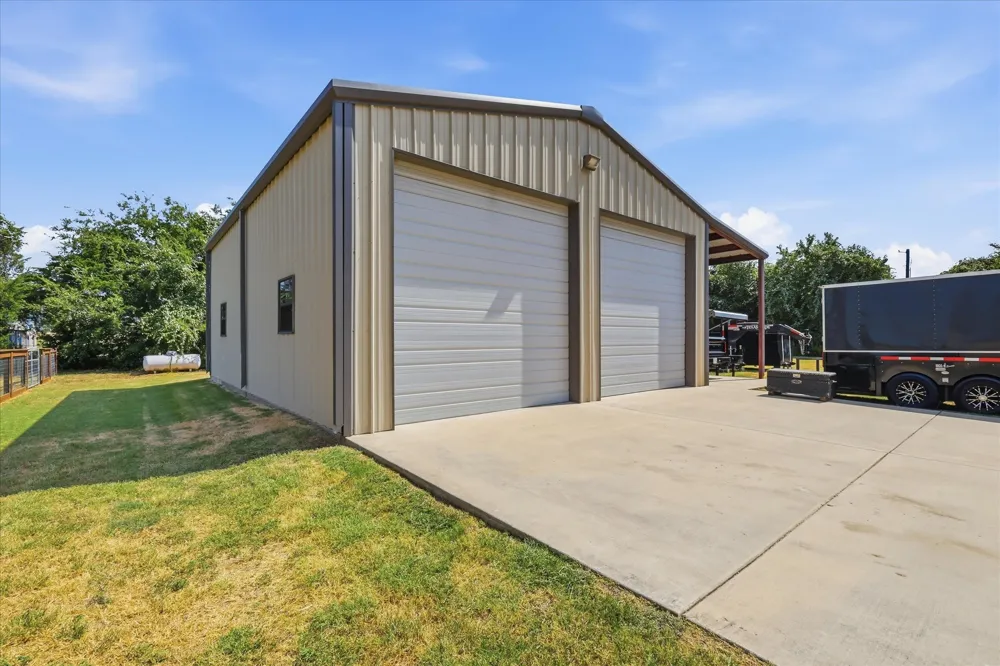 2782 Rock Hill Road Aubrey, TX 76227