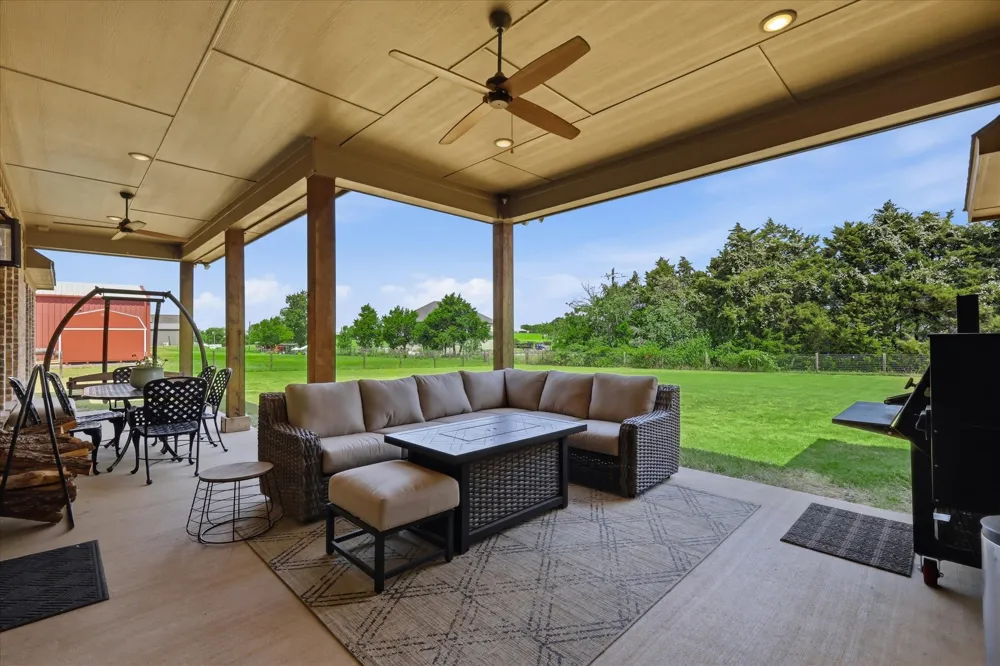 2782 Rock Hill Road Aubrey, TX 76227