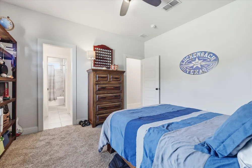 2782 Rock Hill Road Aubrey, TX 76227