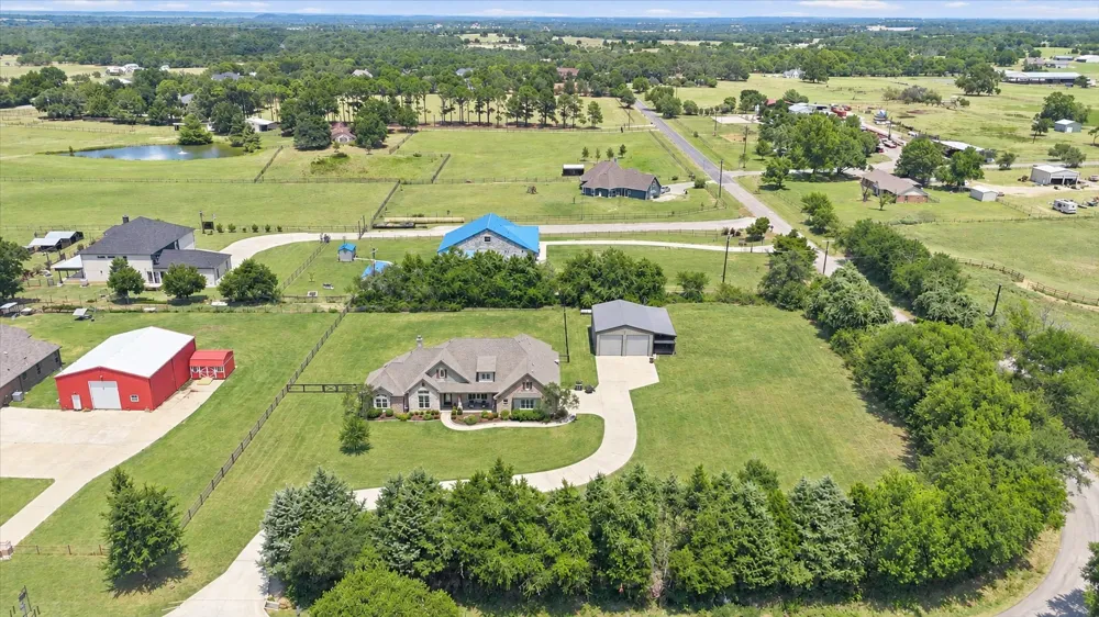 2782 Rock Hill Road Aubrey, TX 76227