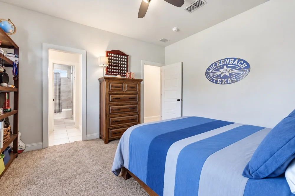 2782 Rock Hill Road Aubrey, TX 76227