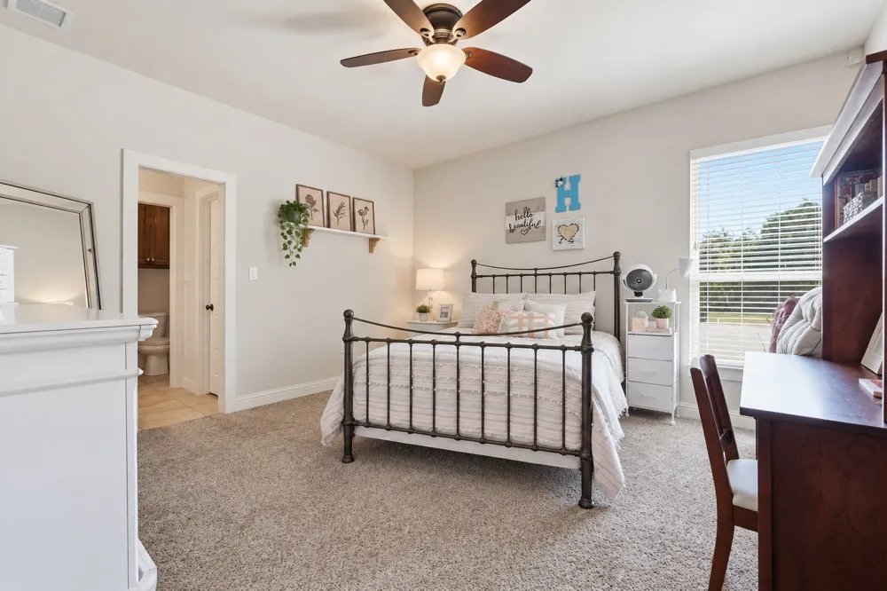 2782 Rock Hill Road Aubrey, TX 76227