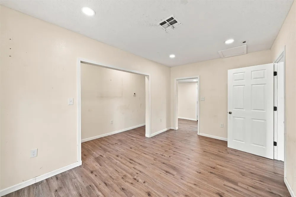 1126 W 7th Street McGregor, TX 76657