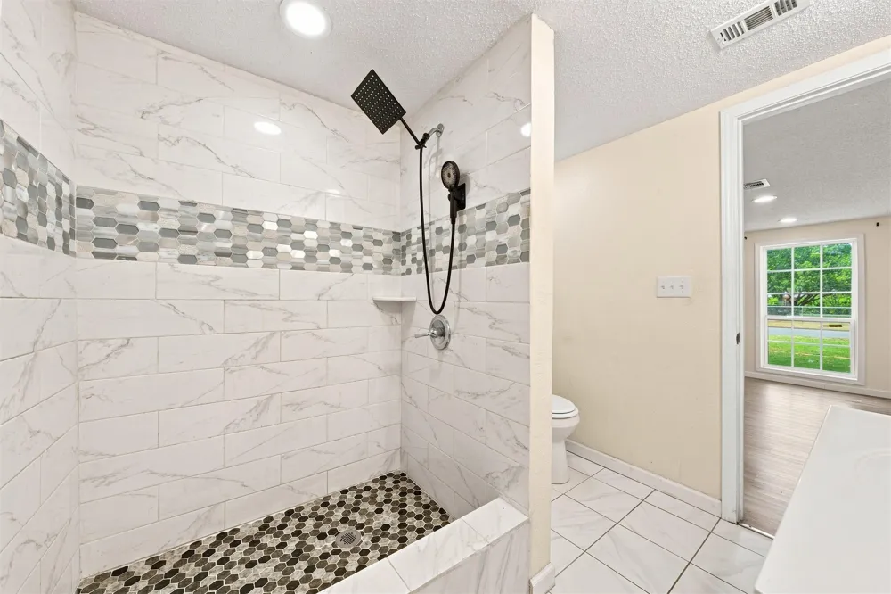 1126 W 7th Street McGregor, TX 76657