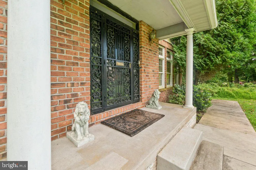 9713 SLALOM RUN DRIVE Woodstock, MD 21163