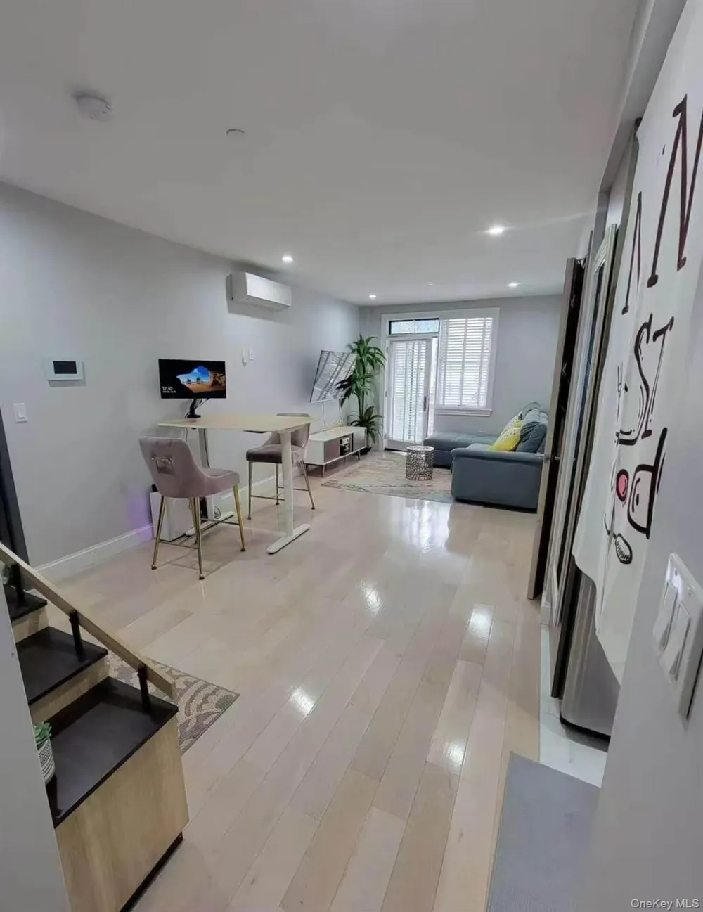 31-12 38TH AVENUE #UNIT 3B Long Island City, NY 11101