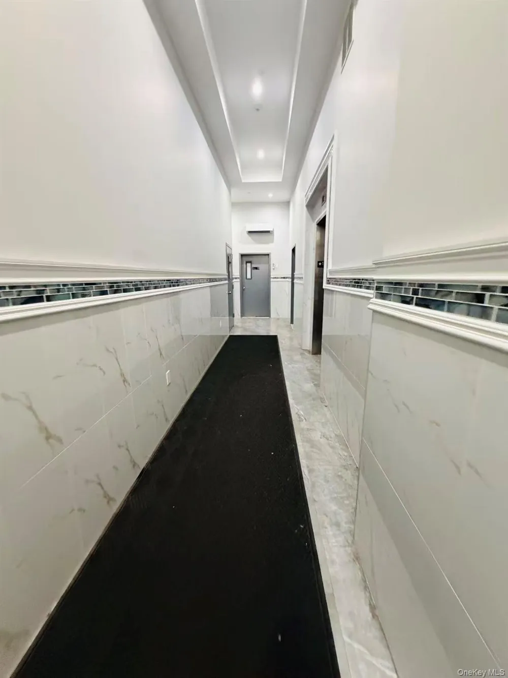 31-12 38TH AVENUE #UNIT 3B Long Island City, NY 11101