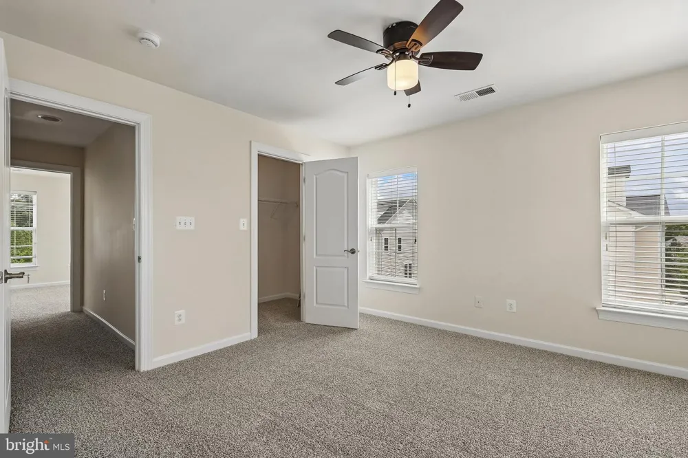 8186 FALLS GROVE DRIVE Manassas, VA 20111