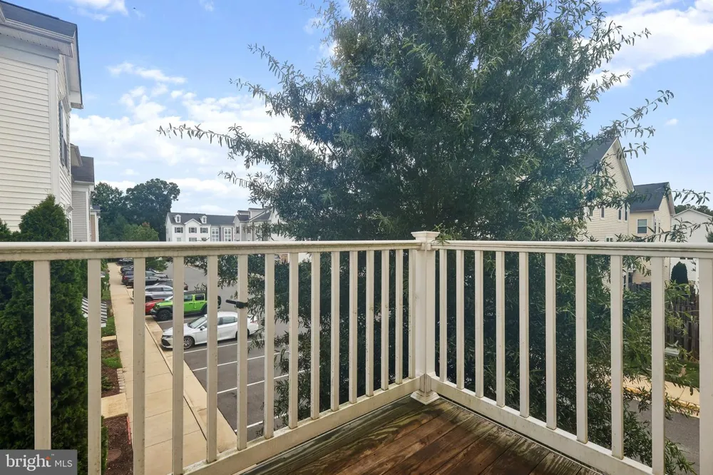 8186 FALLS GROVE DRIVE Manassas, VA 20111