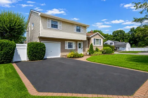 2 Gould Drive