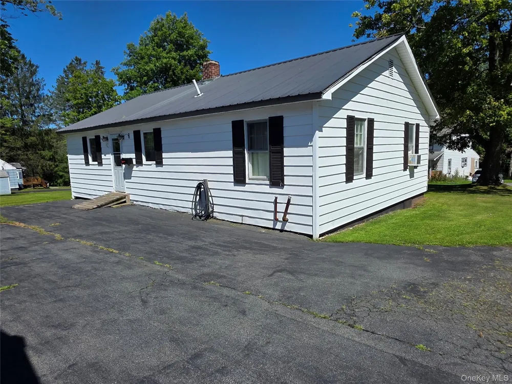 12 Winthrop Avenue Liberty, NY 12754