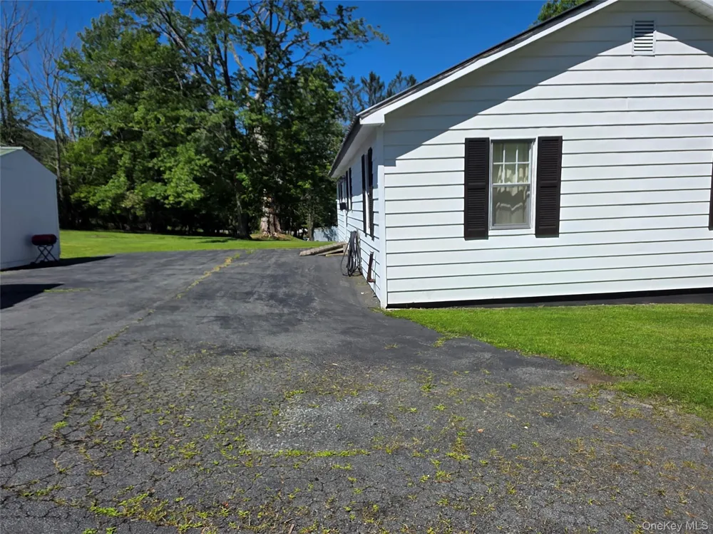 12 Winthrop Avenue Liberty, NY 12754