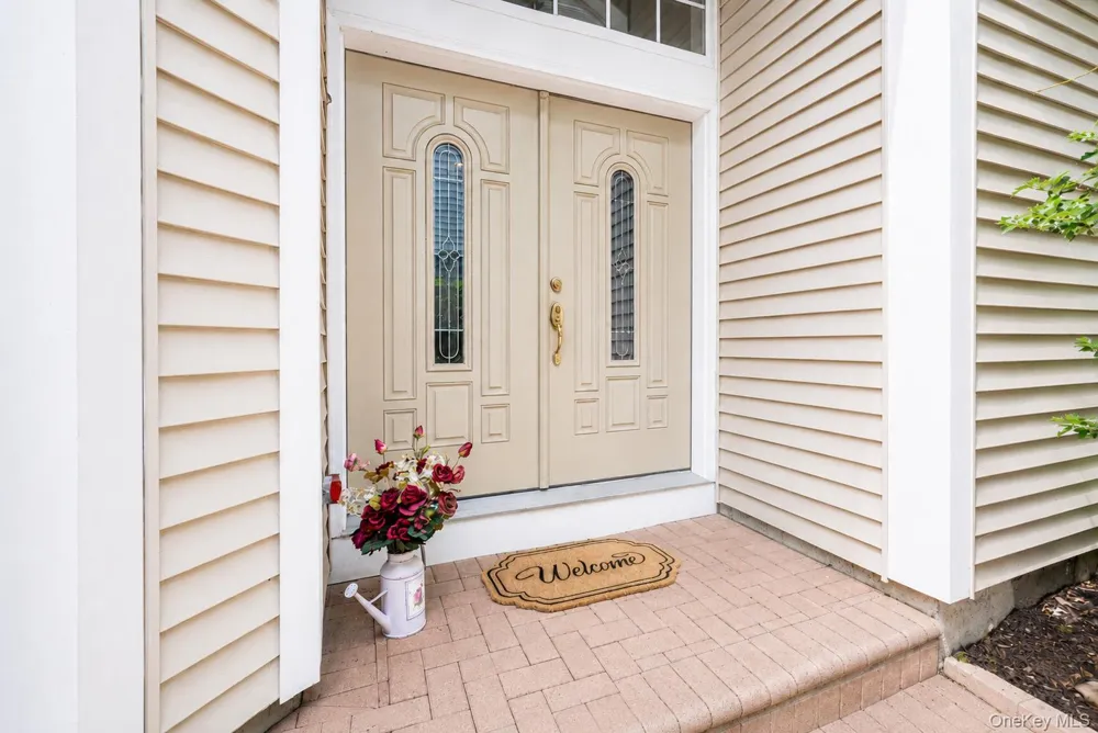 163 Hamlet Drive Mount Sinai, NY 11766