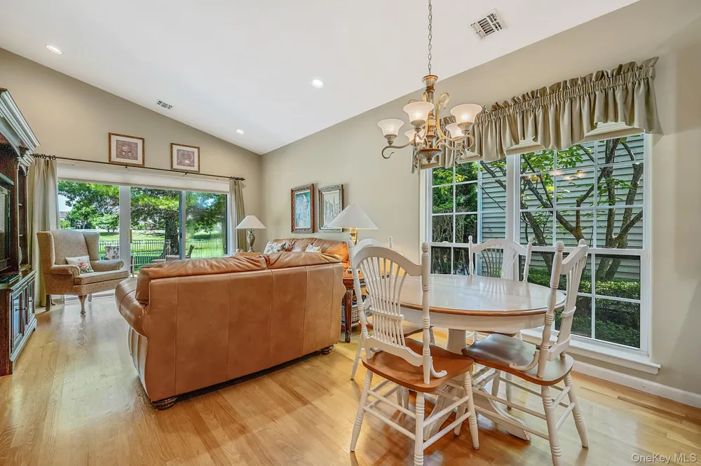 163 Hamlet Drive Mount Sinai, NY 11766