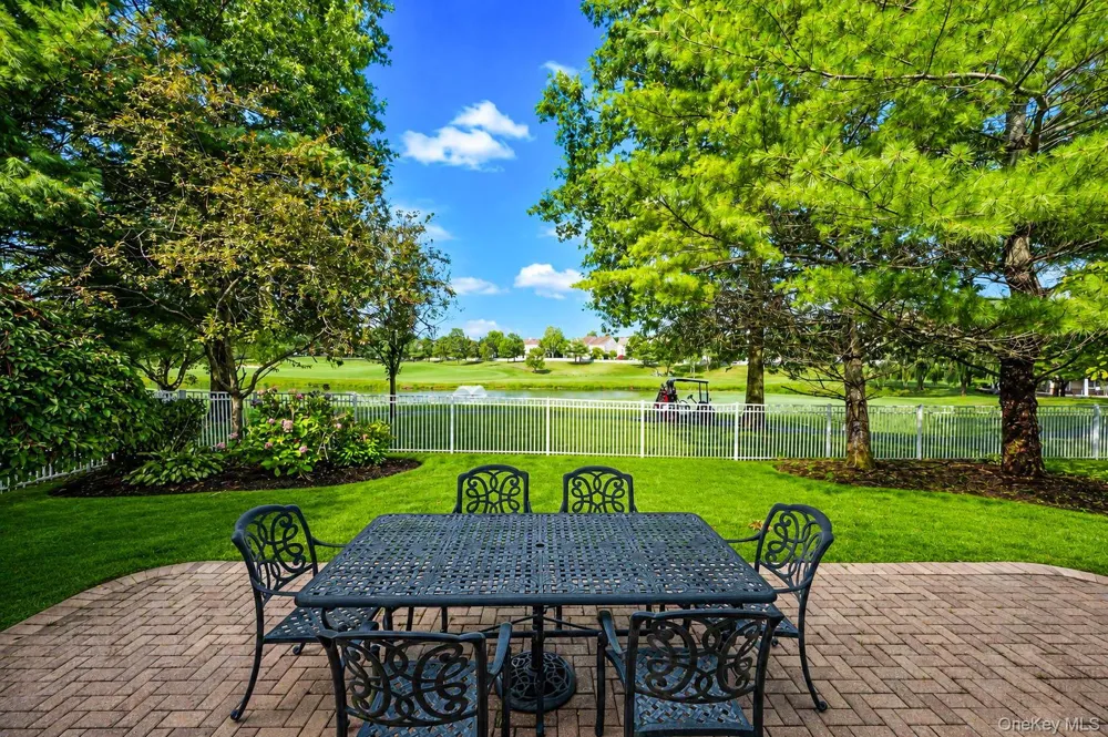 163 Hamlet Drive Mount Sinai, NY 11766