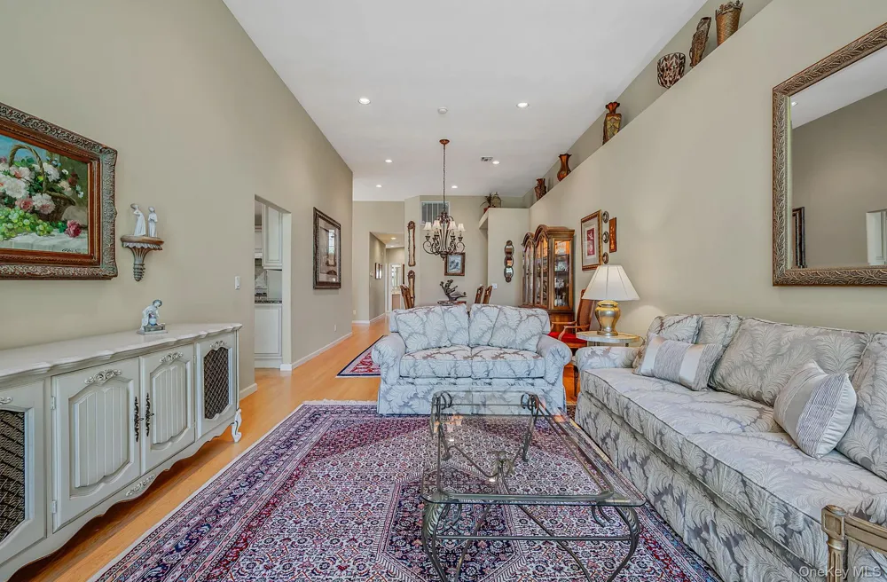 163 Hamlet Drive Mount Sinai, NY 11766