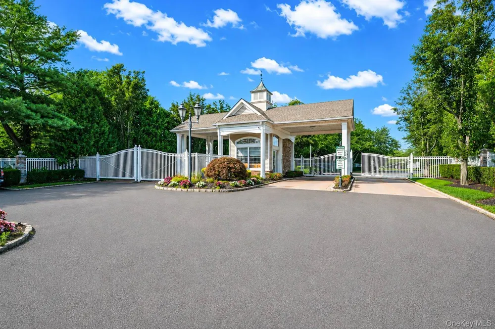 163 Hamlet Drive Mount Sinai, NY 11766