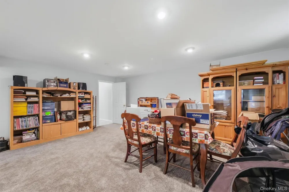 214 W Mombasha Road Monroe, NY 10950