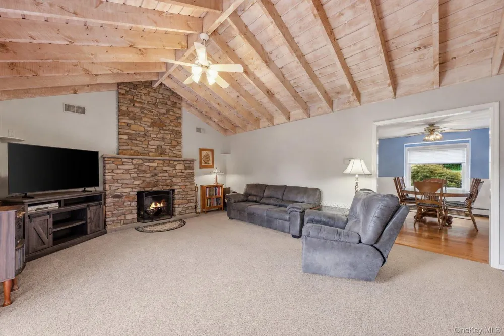214 W Mombasha Road Monroe, NY 10950