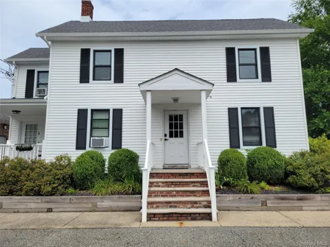 44 Main Street ##3