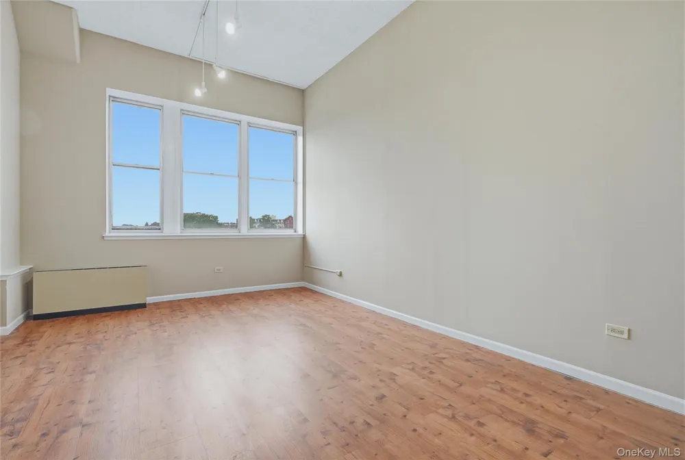 1 Landmark Square #405 Port Chester, NY 10573