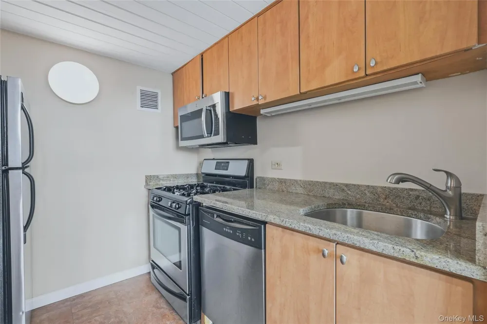 1 Landmark Square #405 Port Chester, NY 10573