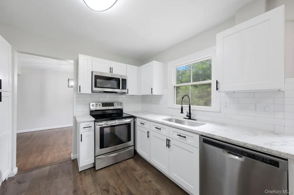 4 Sturr Lane Florida, NY 10921