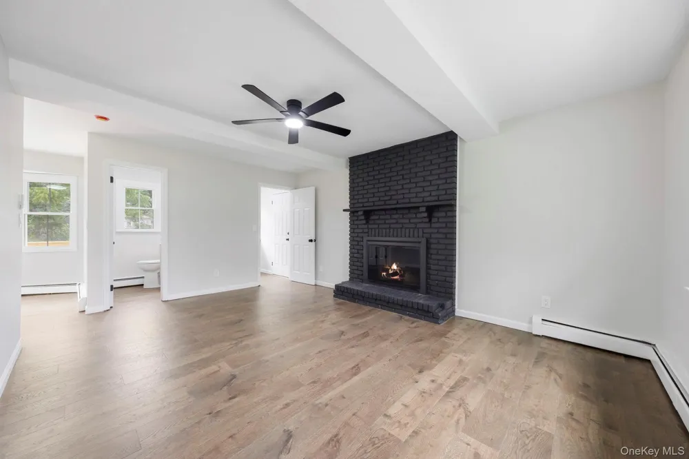 4 Sturr Lane Florida, NY 10921