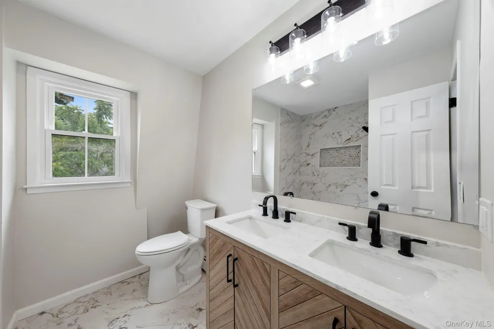 4 Sturr Lane Florida, NY 10921