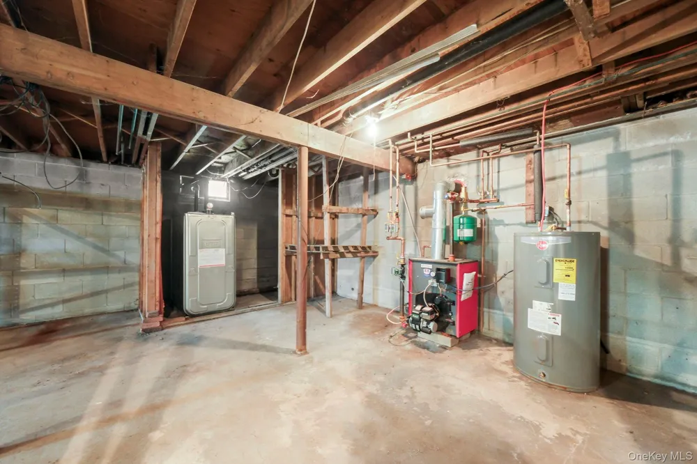 4 Sturr Lane Florida, NY 10921
