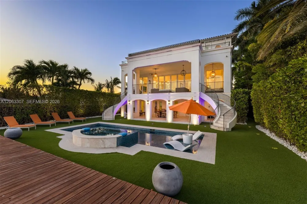 1460 S Treasure Dr North Bay Village, FL 33141