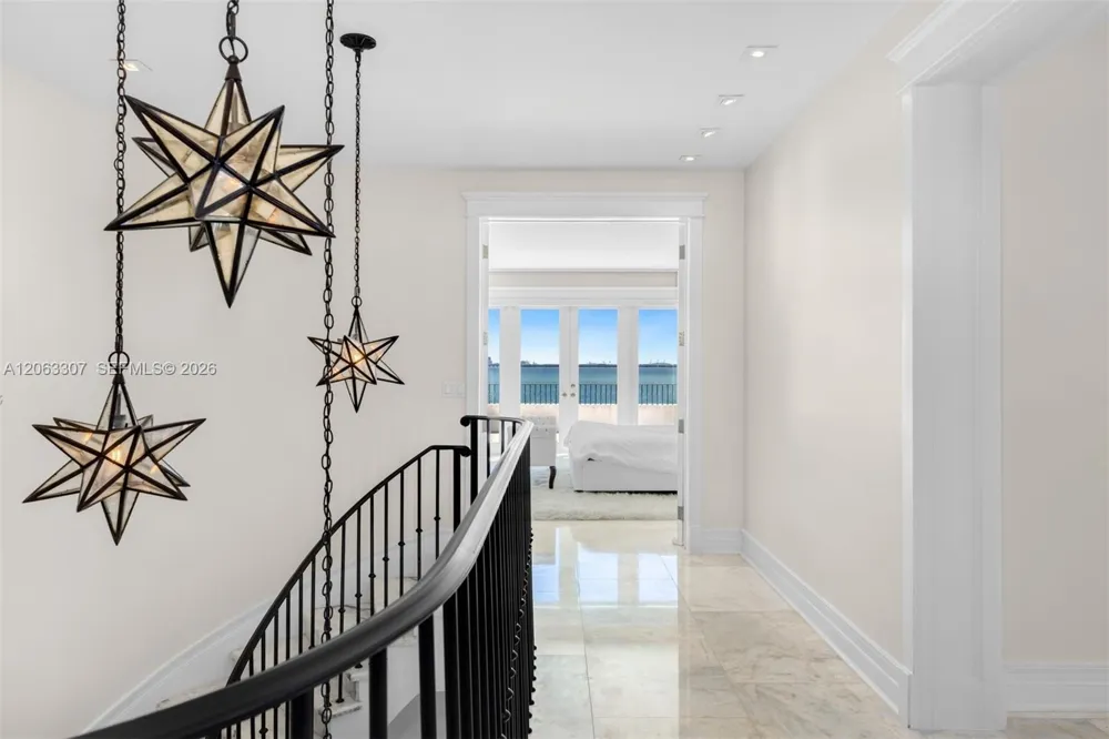 1460 S Treasure Dr North Bay Village, FL 33141