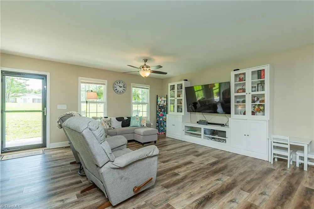 185 Broadway Road Lexington, NC 27295