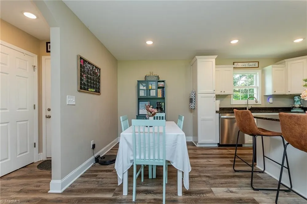 185 Broadway Road Lexington, NC 27295