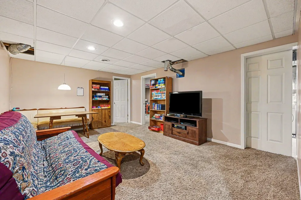22300 Wynsmythe Drive Antwerp Township, MI 49071