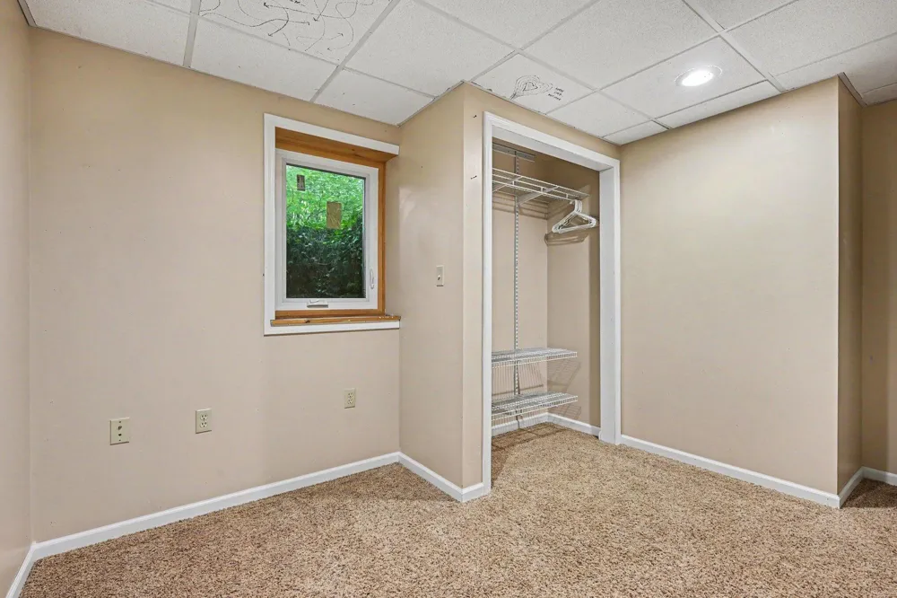 22300 Wynsmythe Drive Antwerp Township, MI 49071