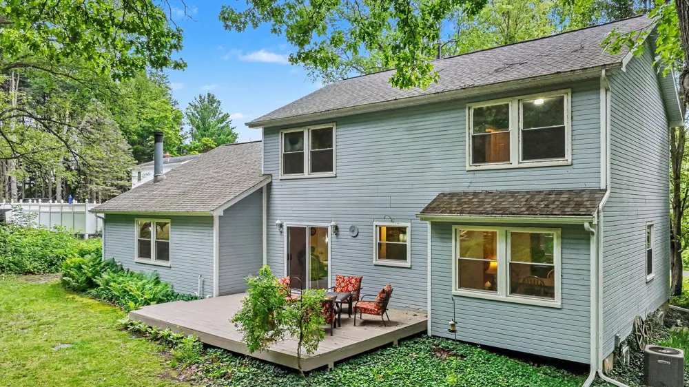 22300 Wynsmythe Drive Antwerp Township, MI 49071