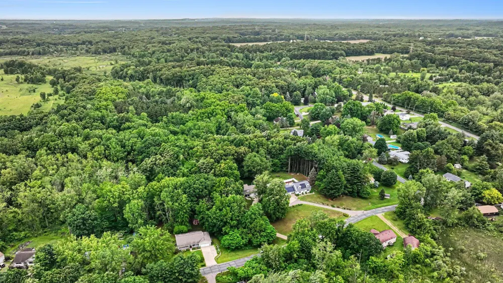22300 Wynsmythe Drive Antwerp Township, MI 49071