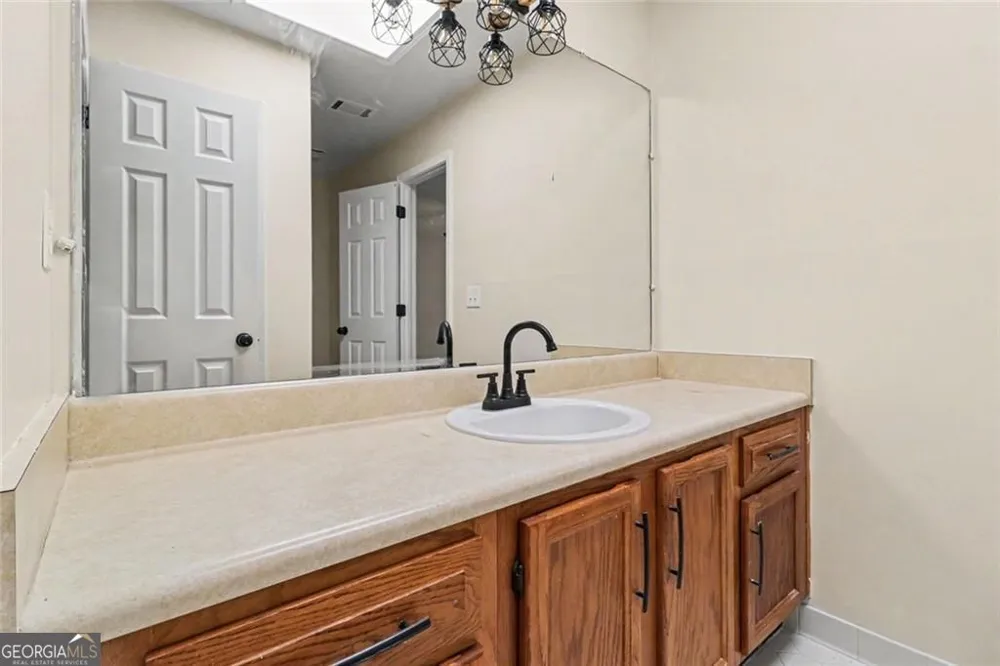 7101 Woodridge LN Union City, GA 30291