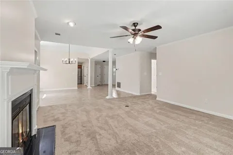 7101 Woodridge LN