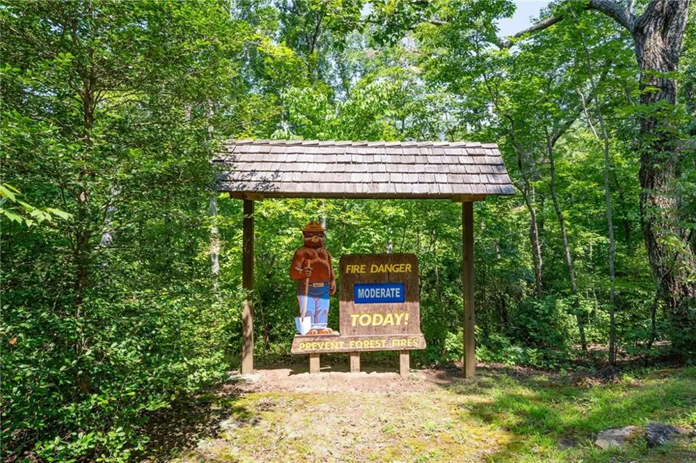 464 Poole Road Ball Ground, GA 30107