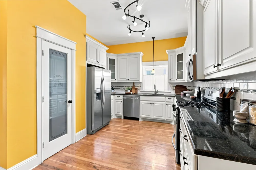 1604 Washington Avenue Fort Worth, TX 76104