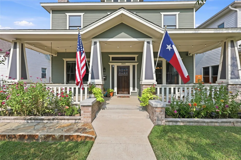 1604 Washington Avenue Fort Worth, TX 76104