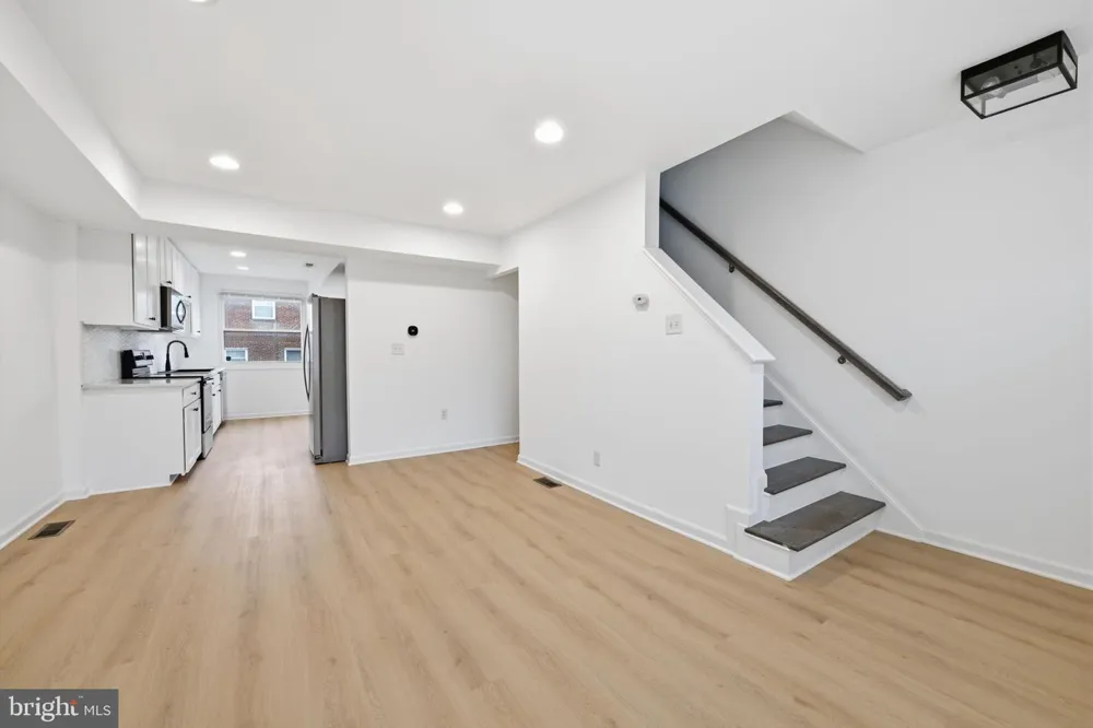 2242 16TH STREET NE Washington, DC 20018