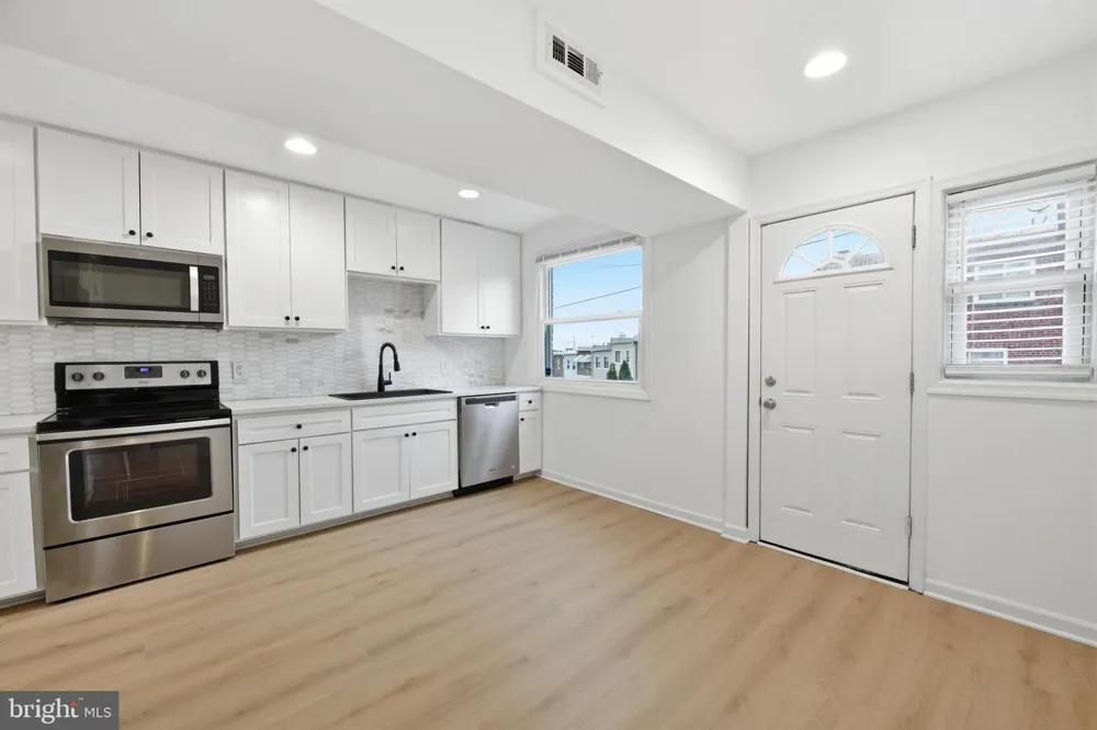 2242 16TH STREET NE Washington, DC 20018