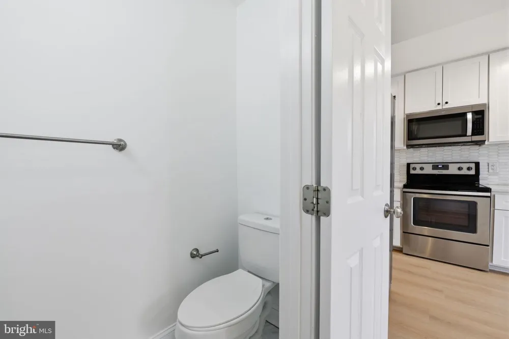 2242 16TH STREET NE Washington, DC 20018