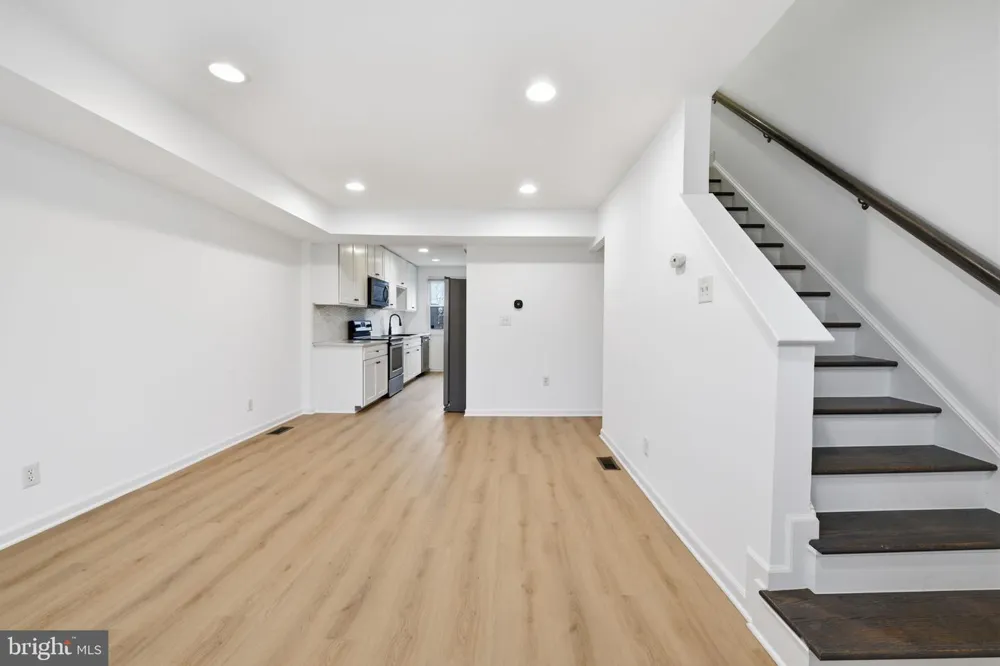 2242 16TH STREET NE Washington, DC 20018